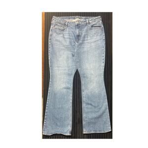 Old Navy Women’s Flare Jeans Size 16 Extra High Rise Stretch 30”